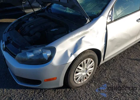 2013 Volkswagen Golf 2.5L 4-Door from USA, damaged, VIN WVWDB7AJ3DW131647